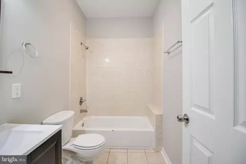 Bath - 3500 Fleet St, Baltimore, MD 21224 photo 2 of 5