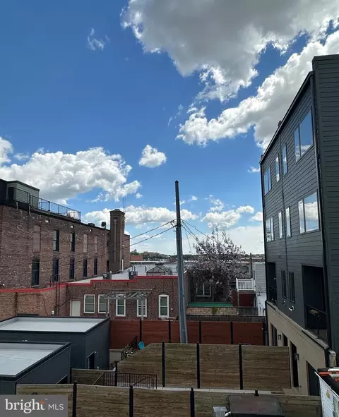 View/Area - 3500 Fleet St, Baltimore, MD 21224 photo 2 of 7