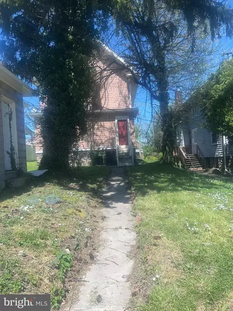 Exterior - 3403 Walbrook Ave, Baltimore, MD 21216 photo 3 of 5