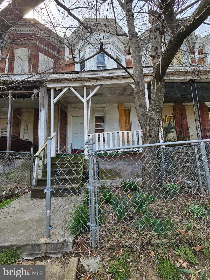 Exterior - 4634 Pimlico Rd, Baltimore, MD 21215 photo 4 of 8