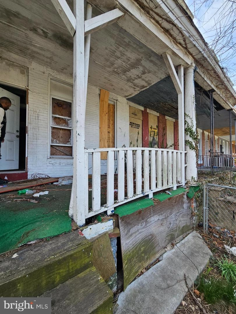 Exterior - 4634 Pimlico Rd, Baltimore, MD 21215 photo 1 of 8