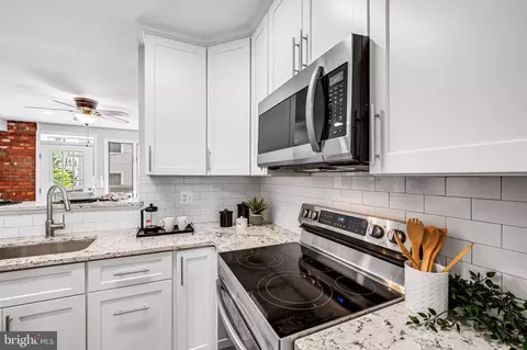 851 Mchenry St, Baltimore, MD 21230 photo 6