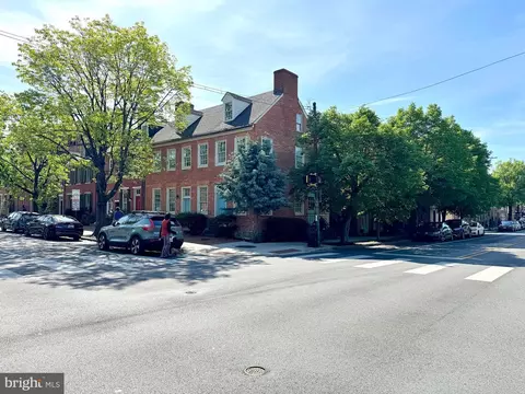 View/Area - 1 E Montgomery St, Baltimore, MD 21230 photo 2 of 5