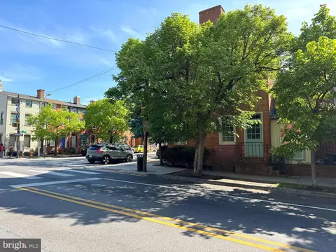 View/Area - 1 E Montgomery St, Baltimore, MD 21230 photo 3 of 5
