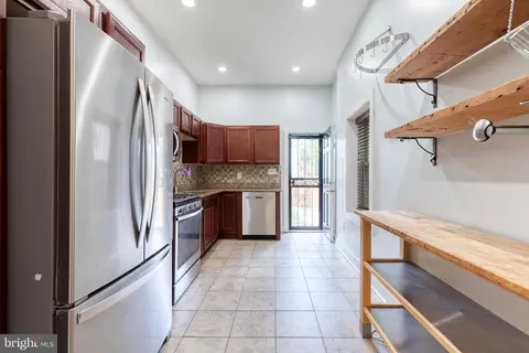 404 E Lanvale St E, Baltimore, MD 21202 photo 5