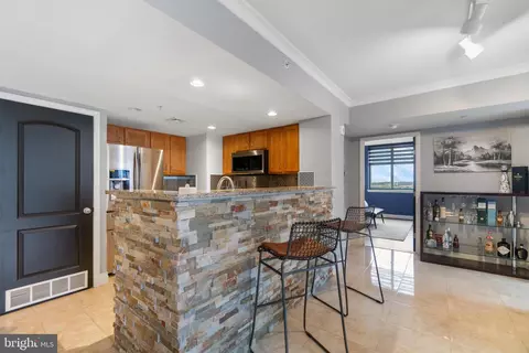 414 Water St #1803, Baltimore, MD 21202