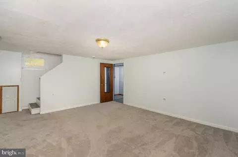 Bedroom - 3503 Kenyon Ave, Baltimore, MD 21213 photo 3 of 3