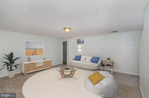 Living - 3503 Kenyon Ave, Baltimore, MD 21213 photo 3 of 3