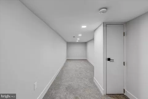Entry Way - 2403 E Fairmount Ave, Baltimore, MD 21224 photo 3 of 4
