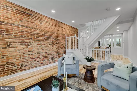 Entry Way - 2403 E Fairmount Ave, Baltimore, MD 21224 photo 1 of 4
