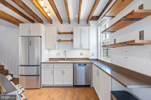 Kitchen - 114 Hamburg St E, Baltimore, MD 21230 photo 5 of 5