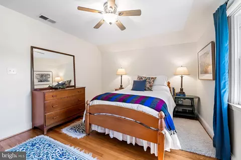 Bedroom - 321 Broadmoor Rd, Baltimore, MD 21212 photo 6 of 7