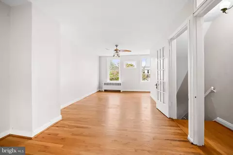 Entry Way - 3513 Hickory Ave, Baltimore, MD 21211 photo 2 of 3
