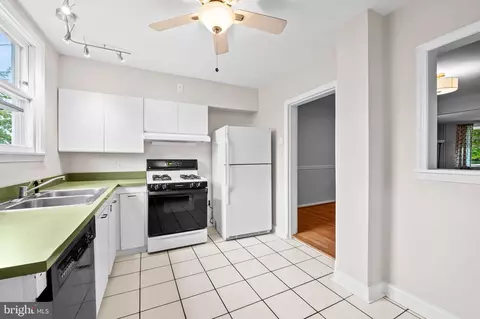Kitchen - 3513 Hickory Ave, Baltimore, MD 21211 photo 3 of 3