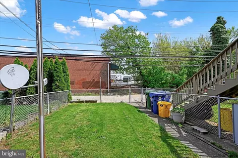 Exterior - 4155 Crest Heights Rd, Baltimore, MD 21215 photo 5 of 5