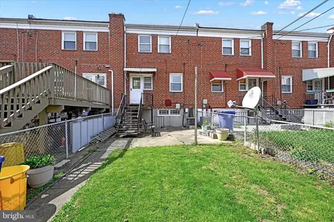 Exterior - 4155 Crest Heights Rd, Baltimore, MD 21215 photo 3 of 5