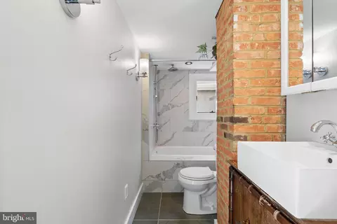 Bath - 3519 Hickory Ave, Baltimore, MD 21211 photo 3 of 4