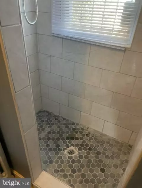 2033 Division St, Baltimore, MD 21217 photo 20