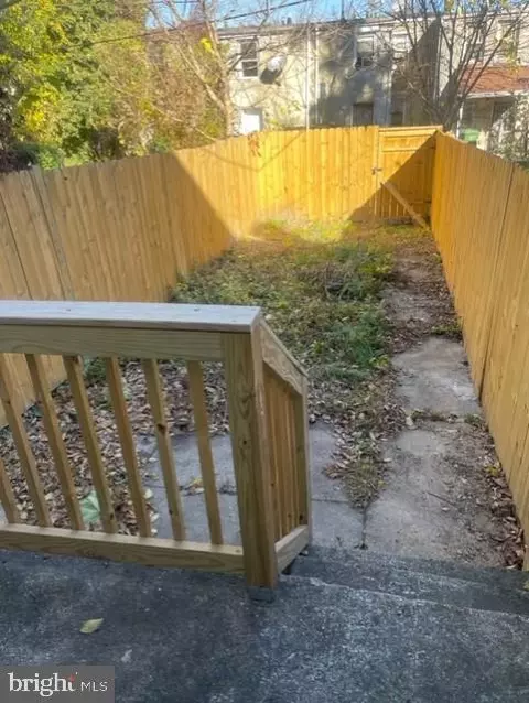 2033 Division St, Baltimore, MD 21217 photo 17