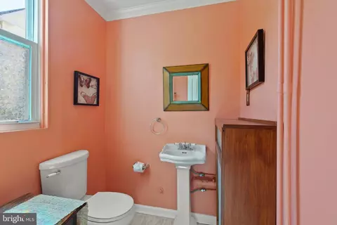 4504 Weitzel Ave, Baltimore, MD 21214 photo 14