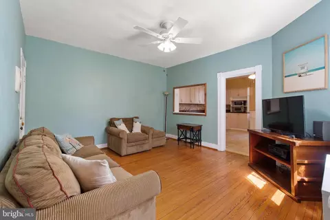 4504 Weitzel Ave, Baltimore, MD 21214 photo 9
