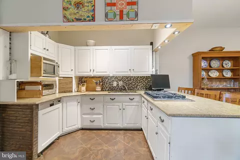 Kitchen - 717 Deepdene Rd, Baltimore, MD 21210 photo 2 of 2