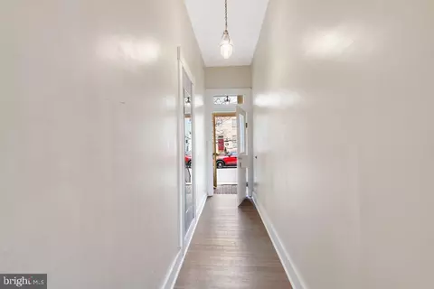 Entry Way - 637 S Paca St, Baltimore, MD 21230 photo 1 of 4
