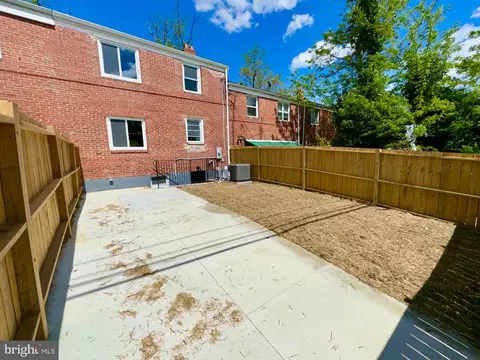 3817 Stokes Dr, Baltimore, MD 21229 photo 22