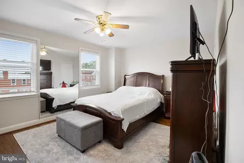 Bedroom - 4117 Balfern Ave, Baltimore, MD 21213 photo 2 of 3