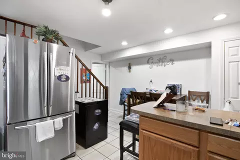 Entry Way - 4117 Balfern Ave, Baltimore, MD 21213 photo 3 of 4