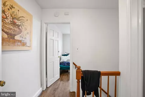 Entry Way - 4117 Balfern Ave, Baltimore, MD 21213 photo 1 of 4