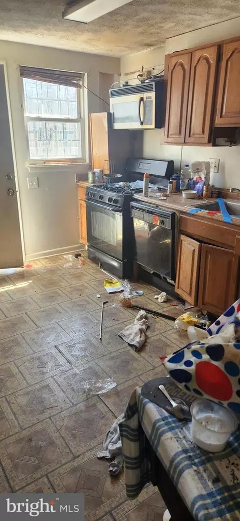 Kitchen - 1023 N Central Ave, Baltimore, MD 21202 photo 1 of 2
