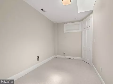 407 S Macon St, Baltimore, MD 21224 photo 28
