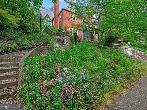 Exterior - 4113 Westview Rd, Baltimore, MD 21218 photo 7 of 11