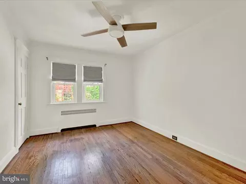 Bedroom - 4113 Westview Rd, Baltimore, MD 21218 photo 1 of 10