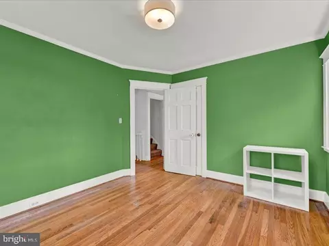 Bedroom - 4113 Westview Rd, Baltimore, MD 21218 photo 5 of 10