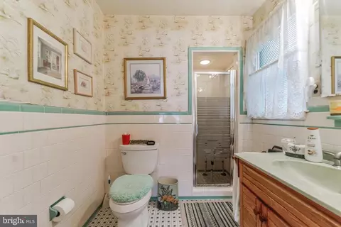 Bath - 6207 Winner Ave, Baltimore, MD 21215 photo 1 of 3