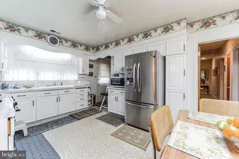 Kitchen - 6207 Winner Ave, Baltimore, MD 21215 photo 1 of 1