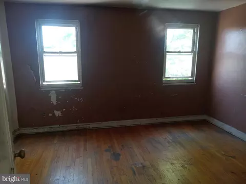 2577 Cecil Ave, Baltimore, MD 21218 photo 10