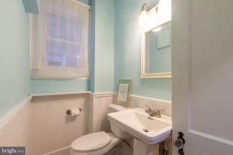 Bath - 309 E 29th St, Baltimore, MD 21218 photo 1 of 2