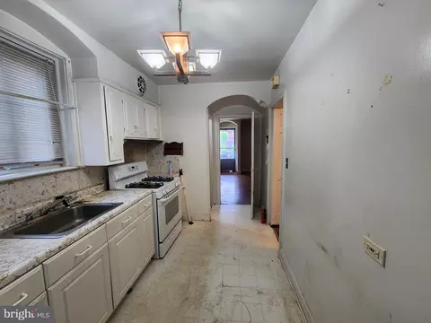 Kitchen - 3333 Dolfield Ave, Baltimore, MD 21215 photo 2 of 2