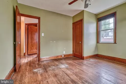 Bedroom - 2706 Christopher Ave, Baltimore, MD 21214 photo 3 of 4