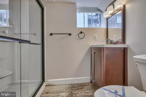 Bath - 2706 Christopher Ave, Baltimore, MD 21214 photo 4 of 6