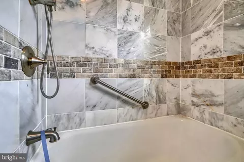 Bath - 2706 Christopher Ave, Baltimore, MD 21214 photo 3 of 6