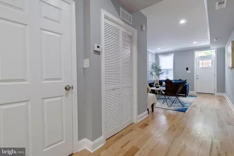 Entry Way - 1745 E Lombard St, Baltimore, MD 21231 photo 4 of 17