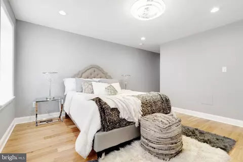 Bedroom - 1745 E Lombard St, Baltimore, MD 21231 photo 3 of 4