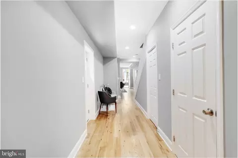 Entry Way - 1745 E Lombard St, Baltimore, MD 21231 photo 8 of 17