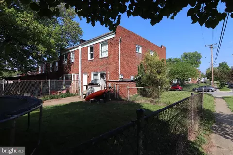 Exterior - 3044 Janice Ave, Baltimore, MD 21230 photo 2 of 3