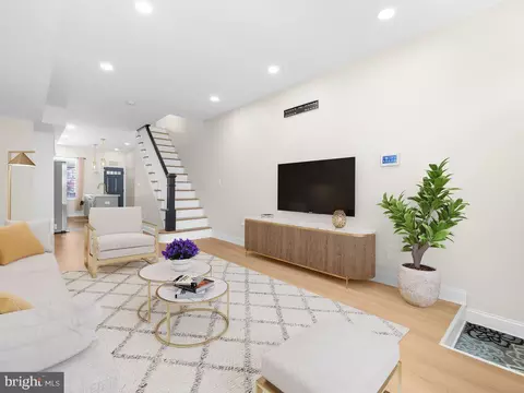 29 S Kresson St, Baltimore, MD 21224