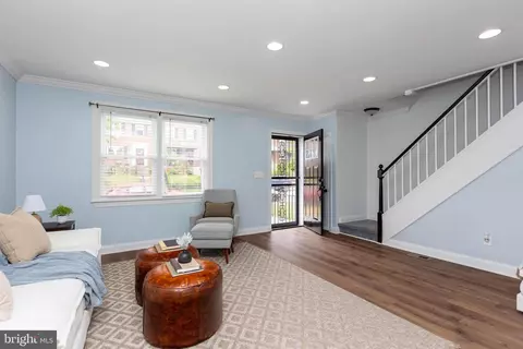 3907 Yolando Rd, Baltimore, MD 21218 photo 3